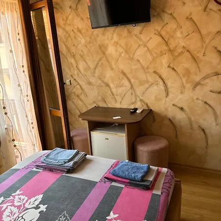 Cozy One-bedroom In Old Town 3 Σωζόπολη